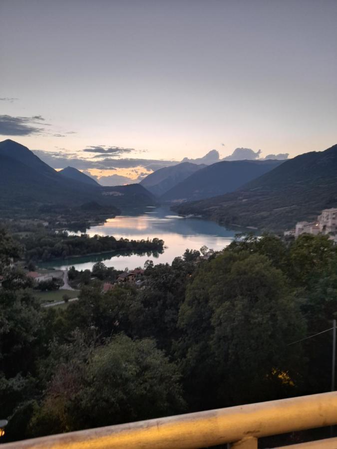 Casa Vacanze Daniela Villetta Barrea Zewnętrze zdjęcie